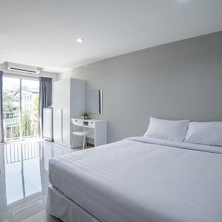 S44Room Бангкок Экстерьер фото