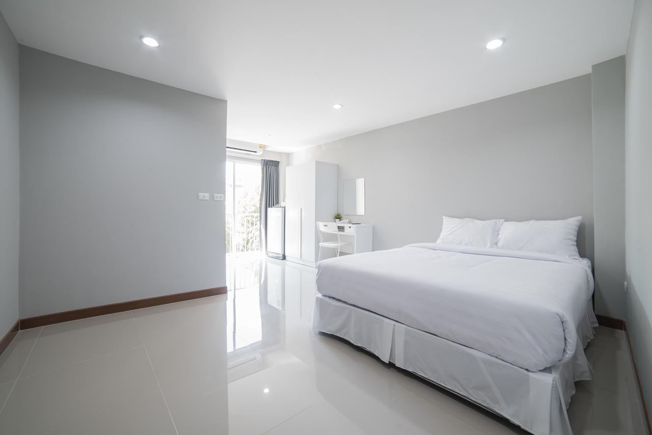S44Room Бангкок Экстерьер фото