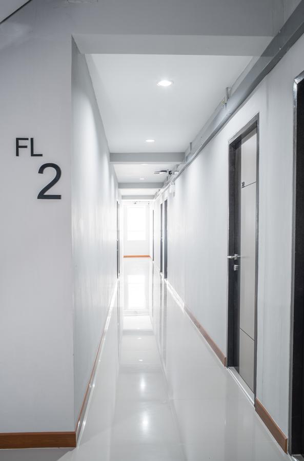S44Room Бангкок Экстерьер фото