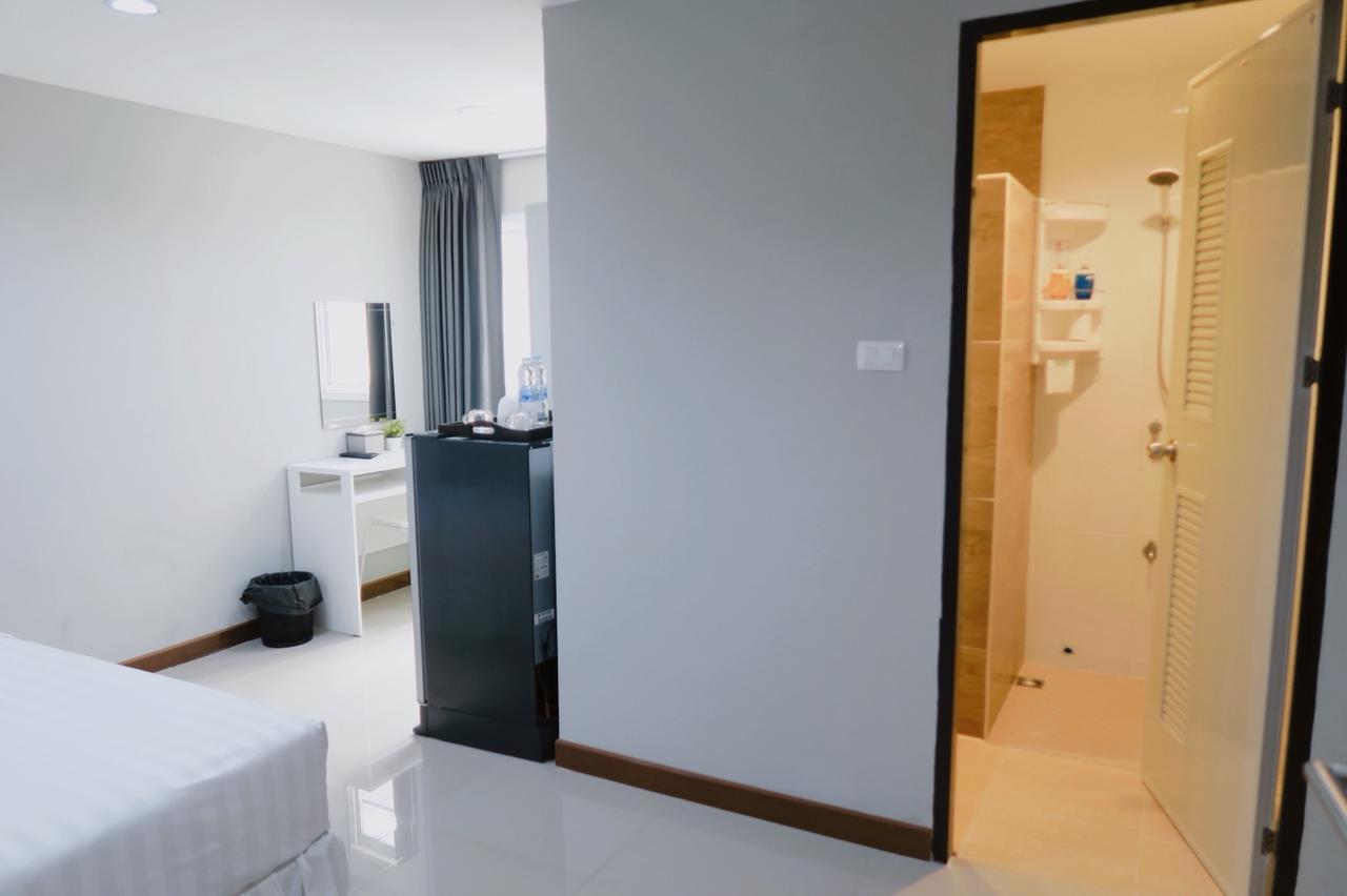 S44Room Бангкок Экстерьер фото